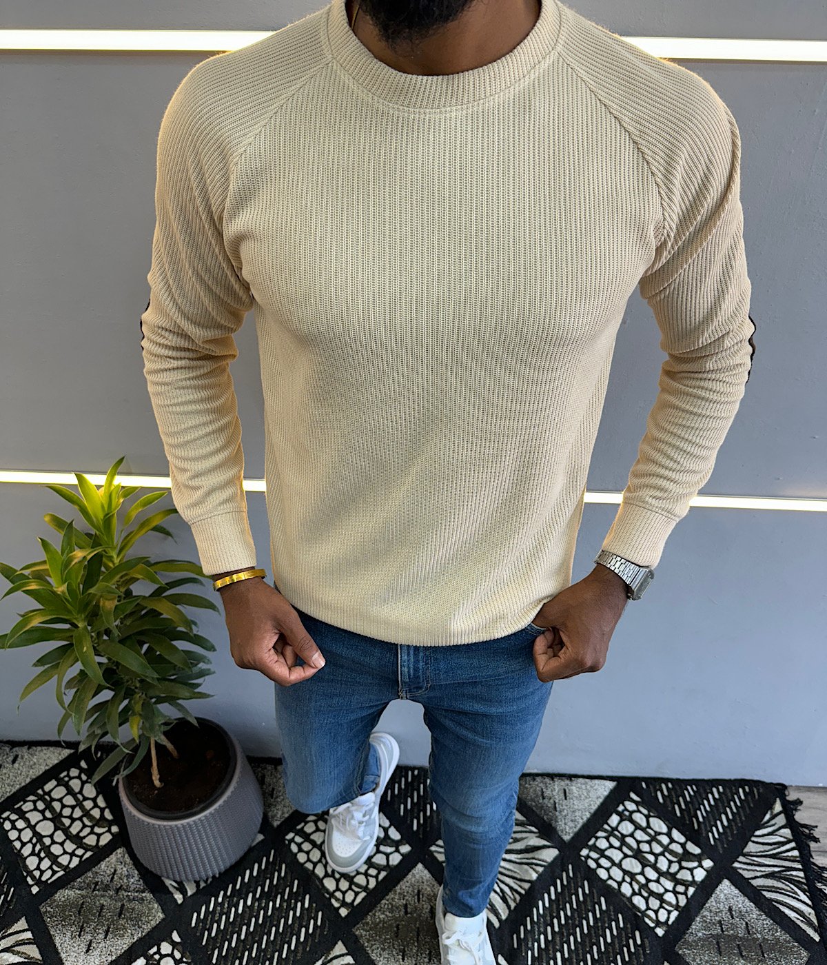 Beige Pullovers WE005